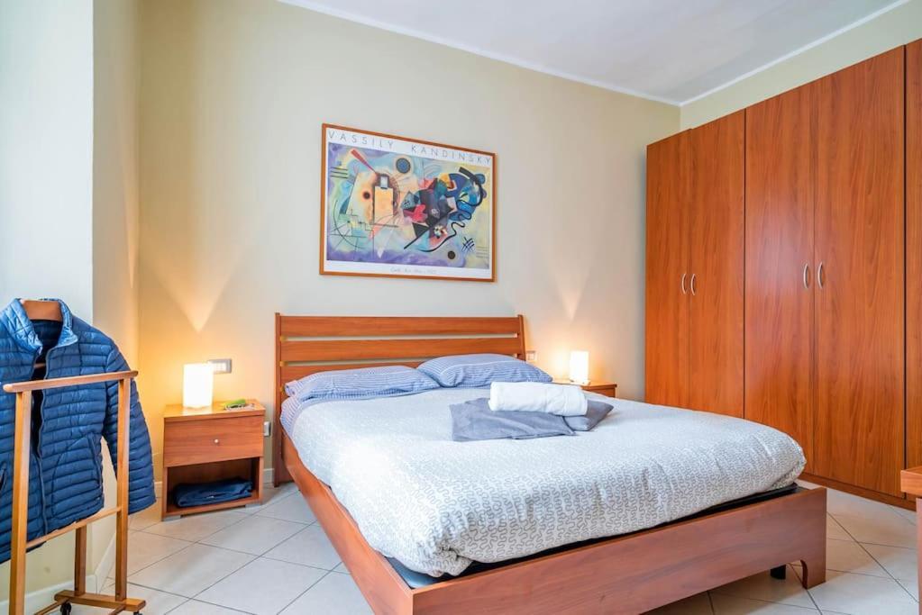 River Apartment - Affitti Brevi Italia Lecco Bagian luar foto
